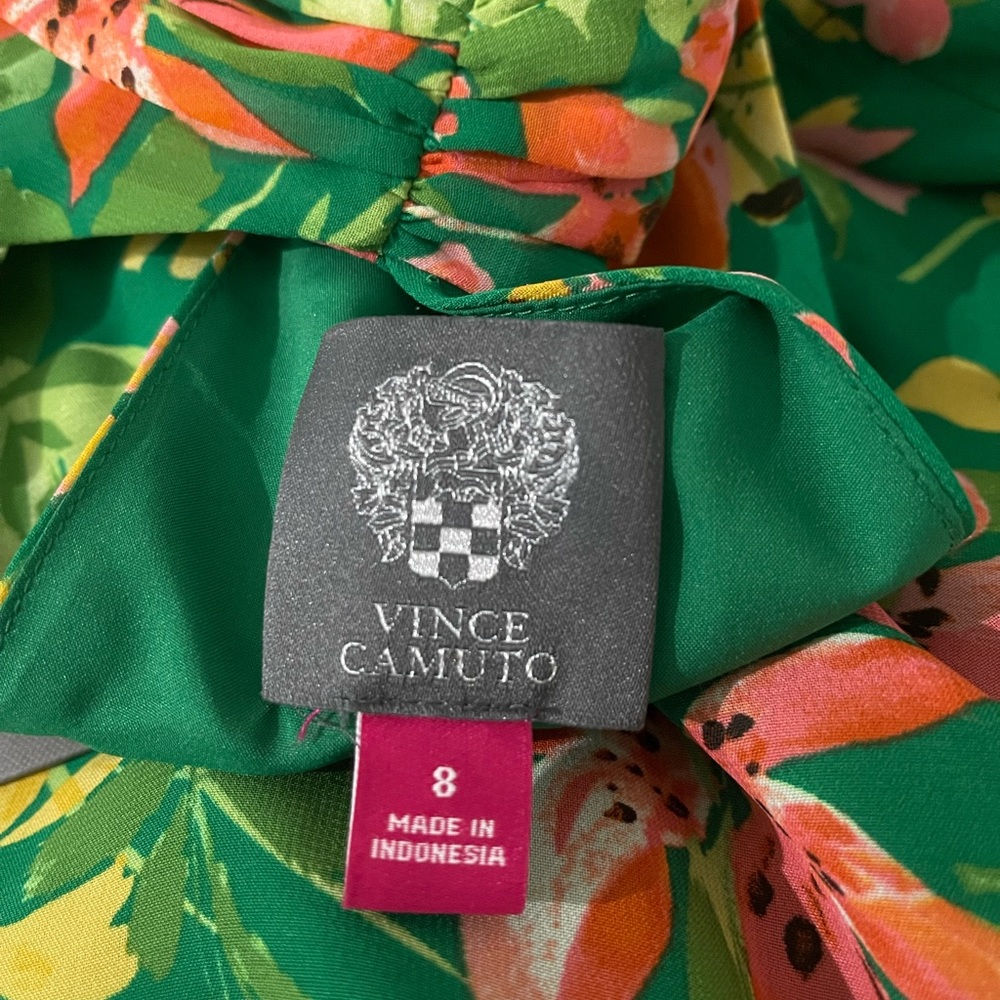 NWT Vince Camuto Green Floral Shift Dress Sz 8 Summer Vacay Party Date Resort - Picture 12 of 13